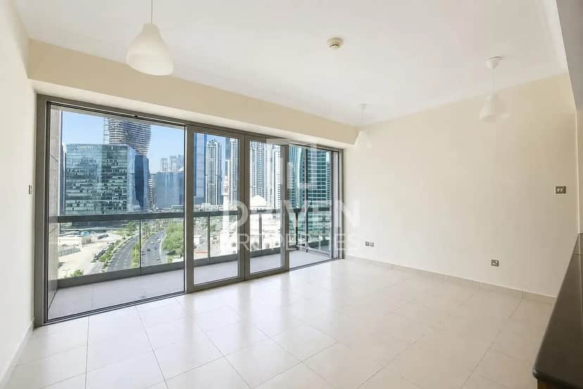 studio freehold apartment in Downtown Dubai — photo 2 of 4