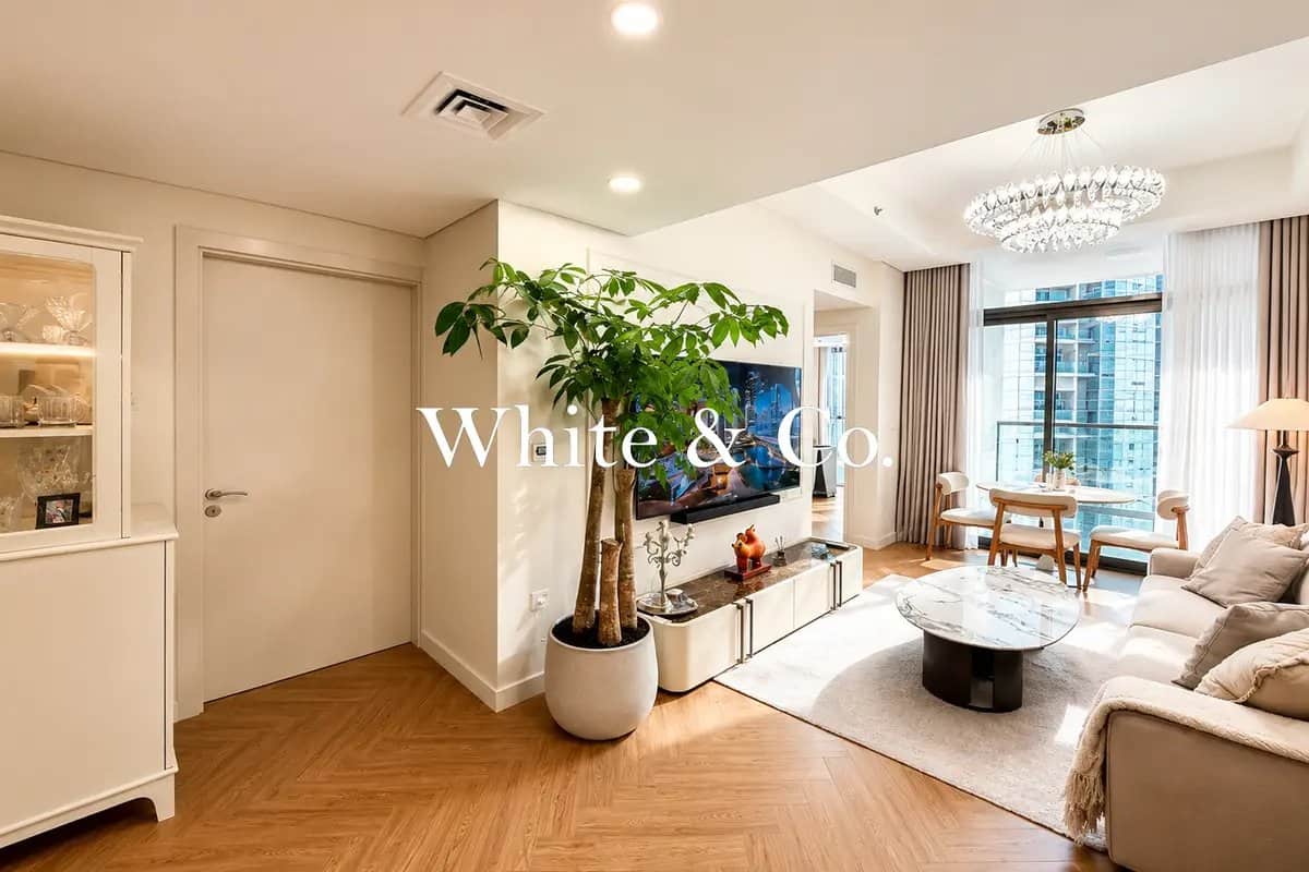 2-bedroom freehold apartment in Business Bay — photo 1 of 5