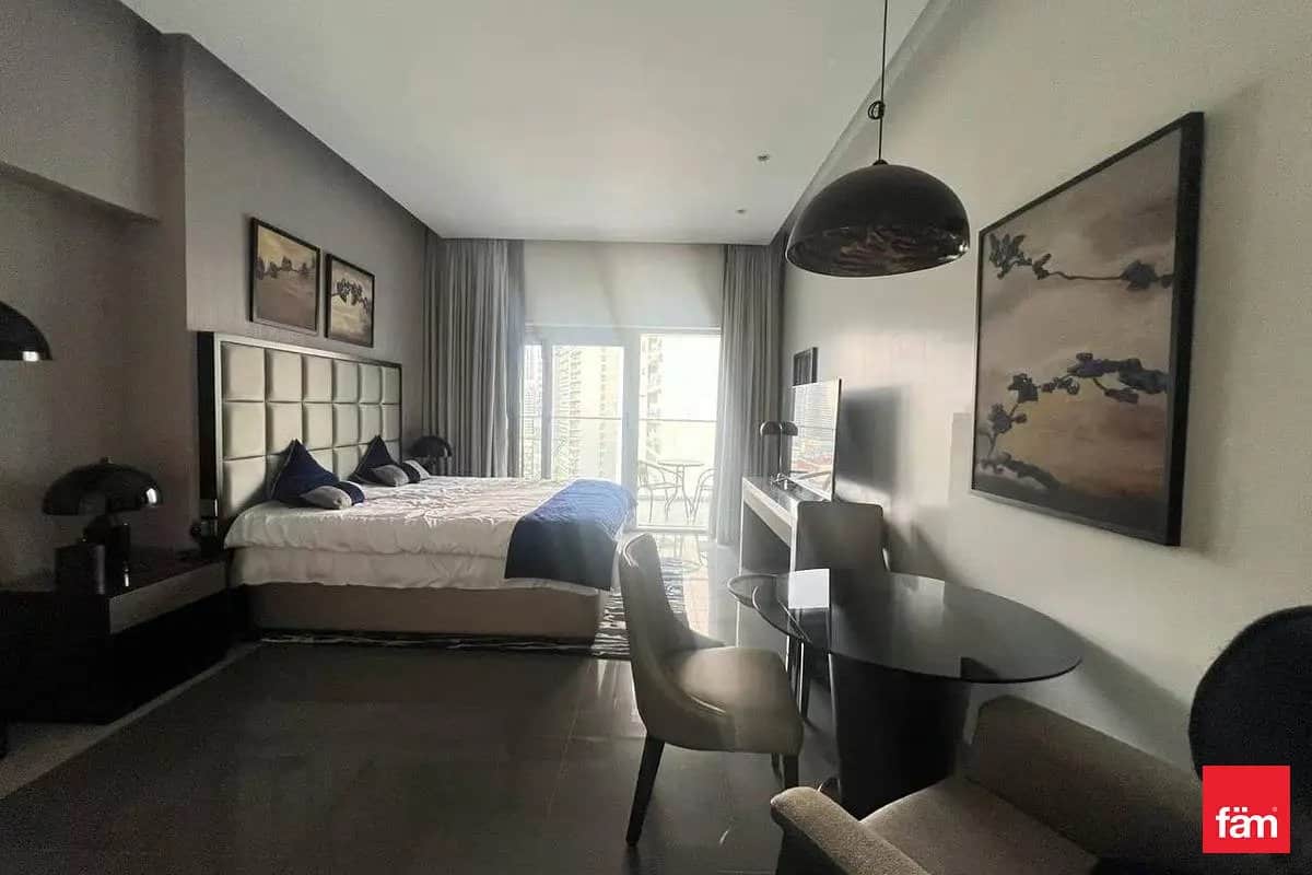 studio freehold apartment in Business Bay — photo 1 of 5