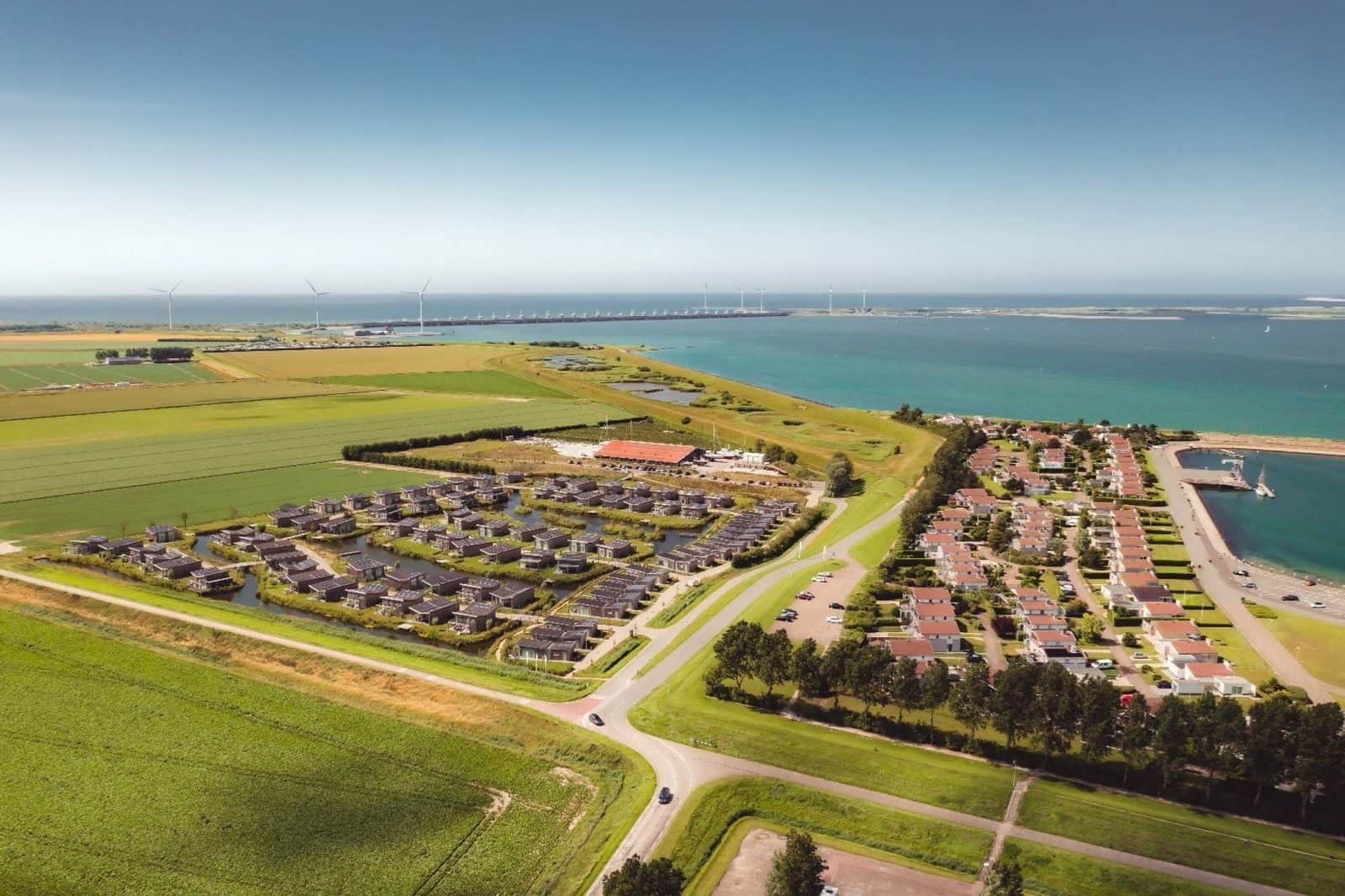 vakantiewoning met 2 slaapkamers in Kamperland, foto 2 van 5