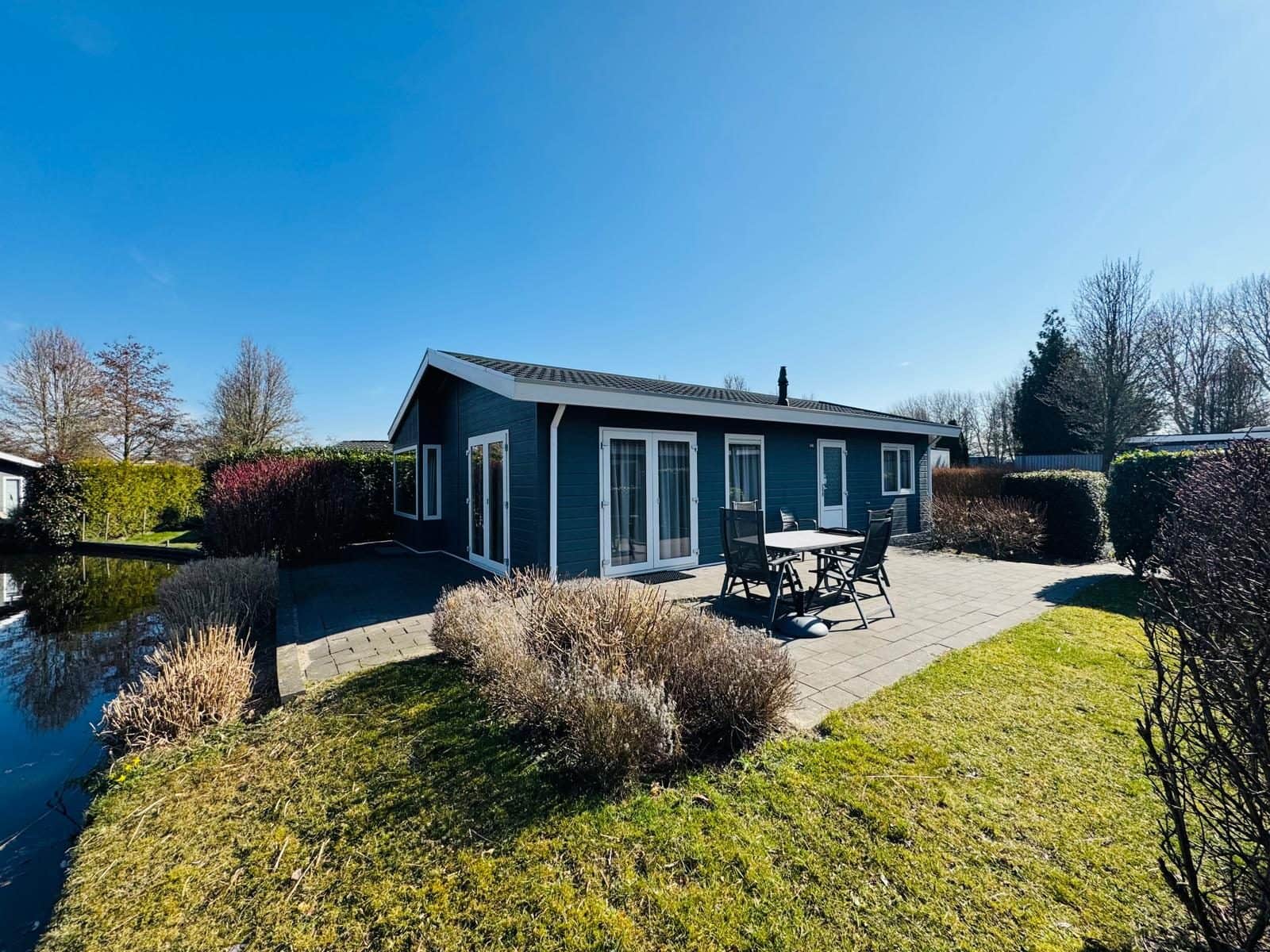 vakantiewoning met 5 slaapkamers in Velsen-Zuid, foto 1 van 5