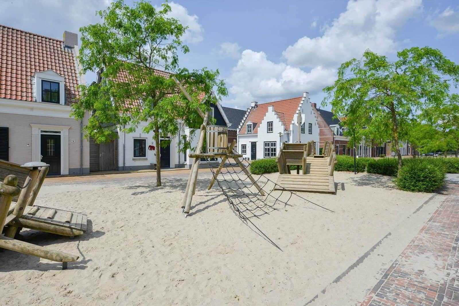 vakantiewoning met 4 slaapkamers in Eanjum, foto 3 van 5