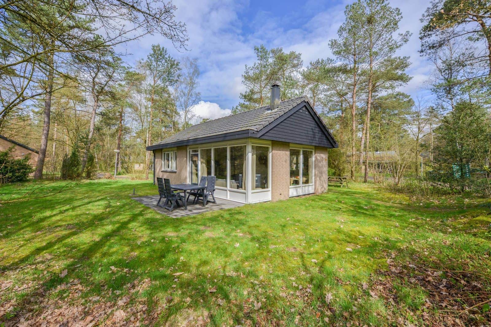 vakantiewoning met 3 slaapkamers in Uddel, foto 2 van 5