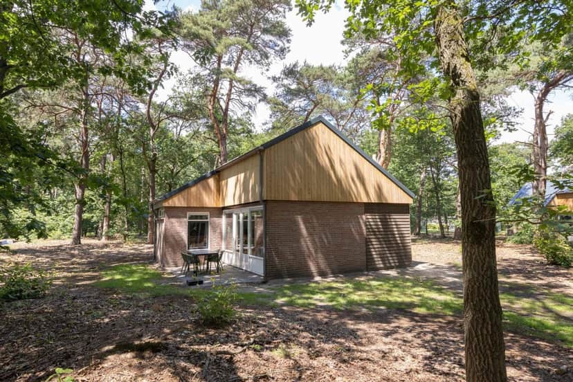 Biesdeel 4-072, Vlierden