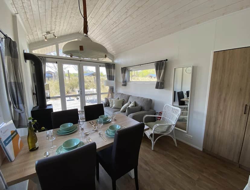 vakantiewoning met 2 slaapkamers in Hellevoetsluis, foto 3 van 5