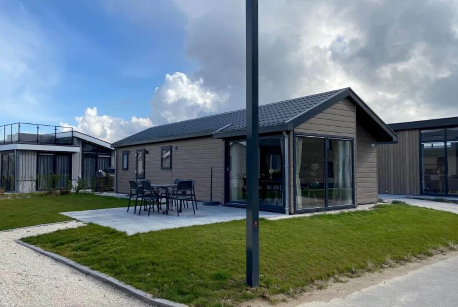 vakantiewoning met 2 slaapkamers in Linden, foto 1 van 5