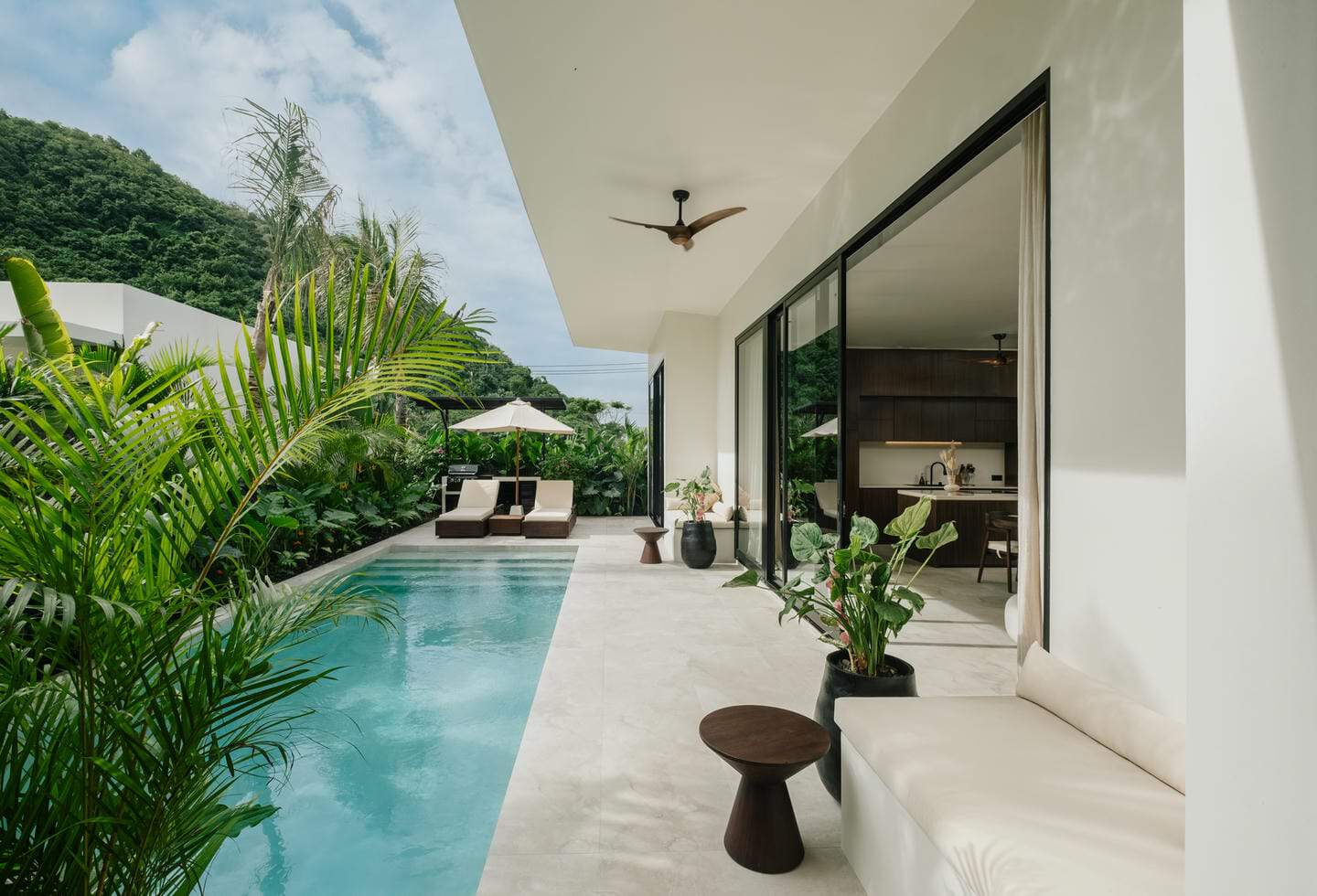 Modern Tropical 2/3 Bedroom for Sale Leasehold in Lombok Torok Be-1873