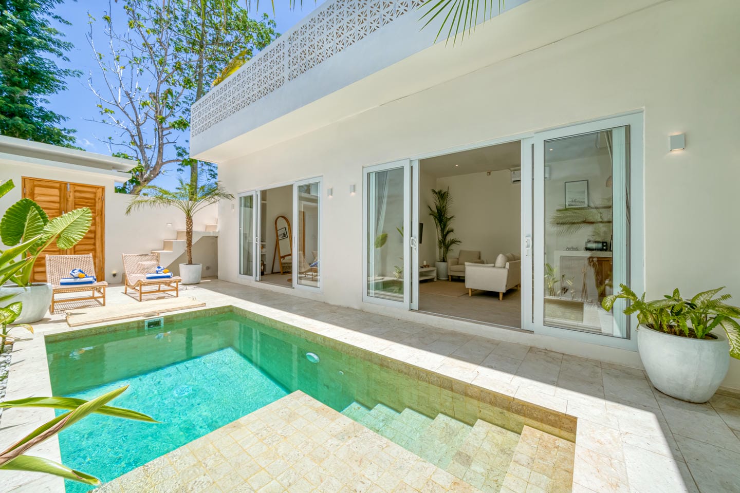 Modern Tropical 2 Bedroom Villa for Sale Leasehold in Balangan Be-2357