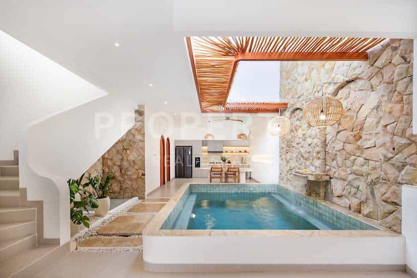 Modern 2-bedroom Freehold Villa in Prime Berawa