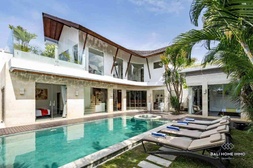 Splendid 4 Bedroom Villa for Sale in Bali Petitenget - AL101