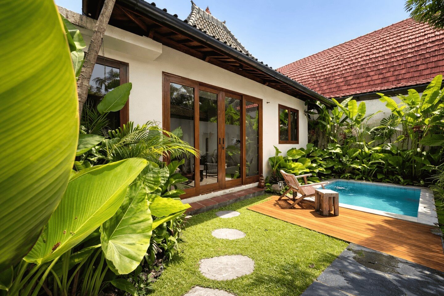 Modern Concrete Industrial 3 Bedroom Villa for Sale Leasehold in Buduk Be-3256