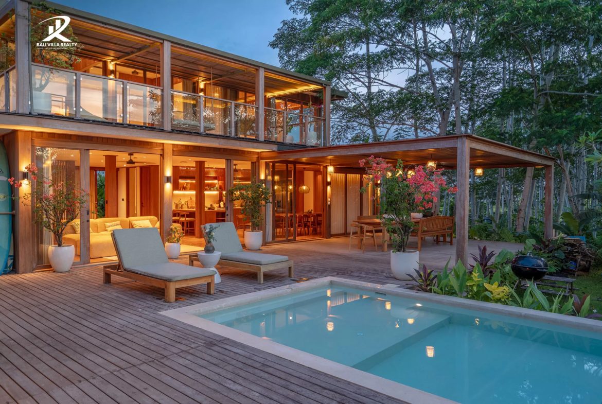 Secure Leasehold Investment Grand 6BR Tropical Jungle Estate in Buduk