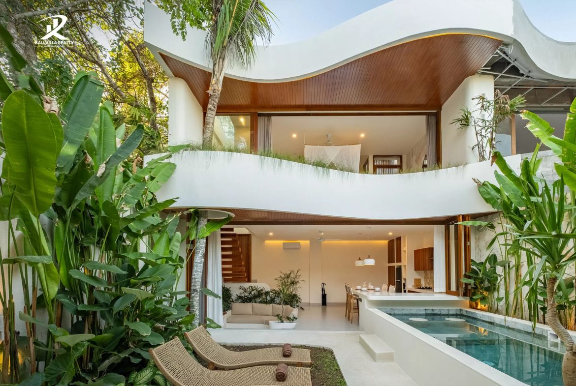 Tropical Luxury Retreat – Modern 2 Bedrooms Villa with Private Pool in Pecatu For Sale Leasehold
