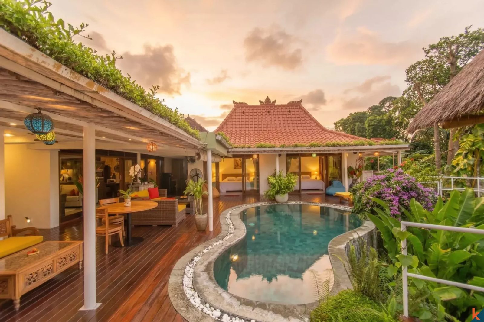 Charming Six Bedroom Home with Rice Fields Views in Tumbak