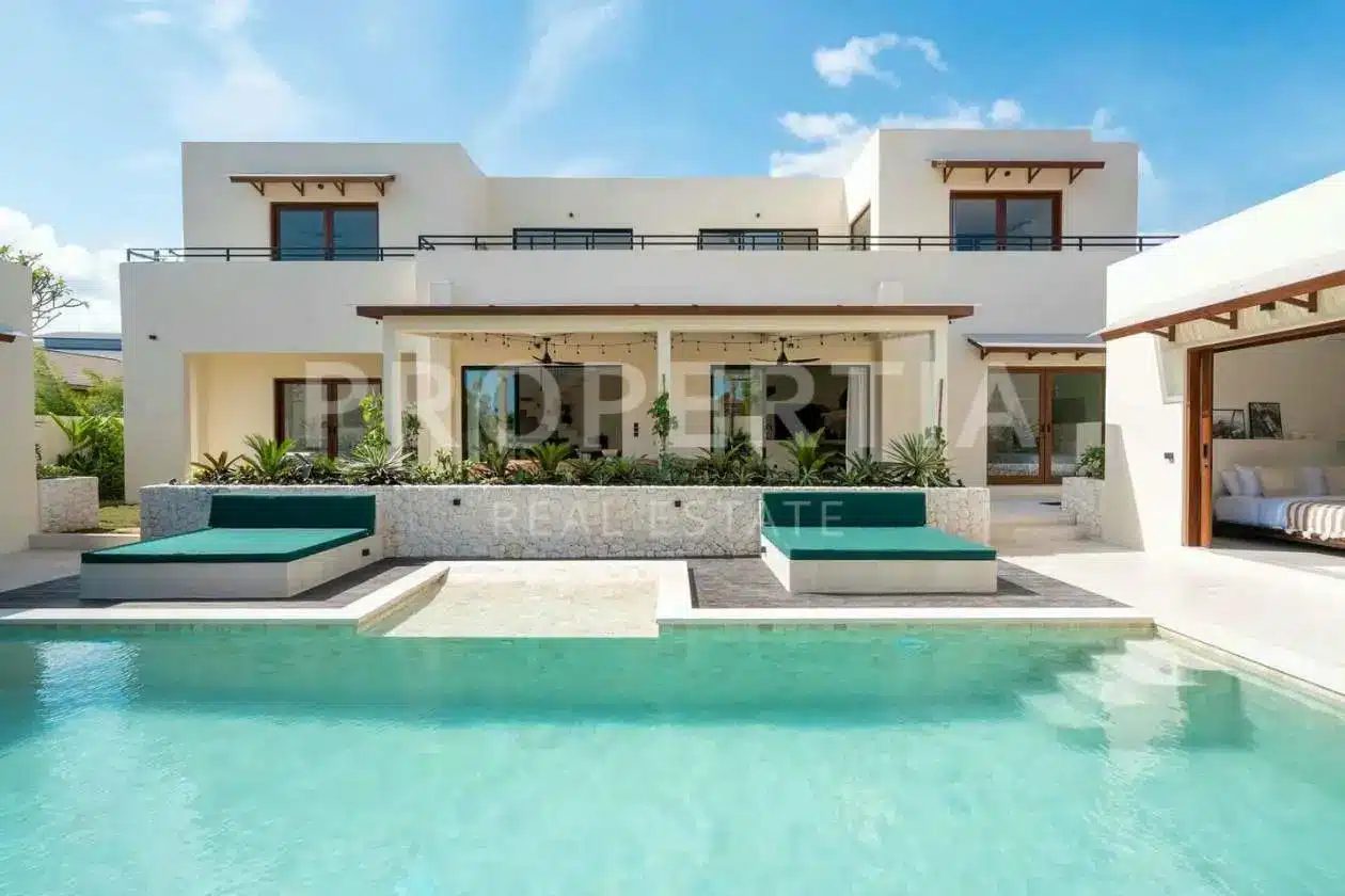 Beautiful Modern Japandi Villa in Pererenan