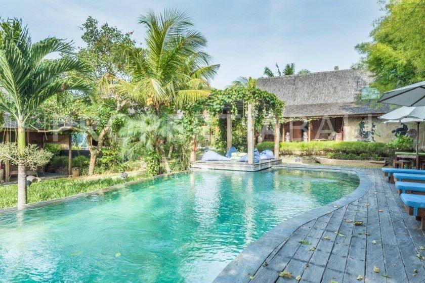 7-bedroom freehold villa in Canggu — photo 4 of 5