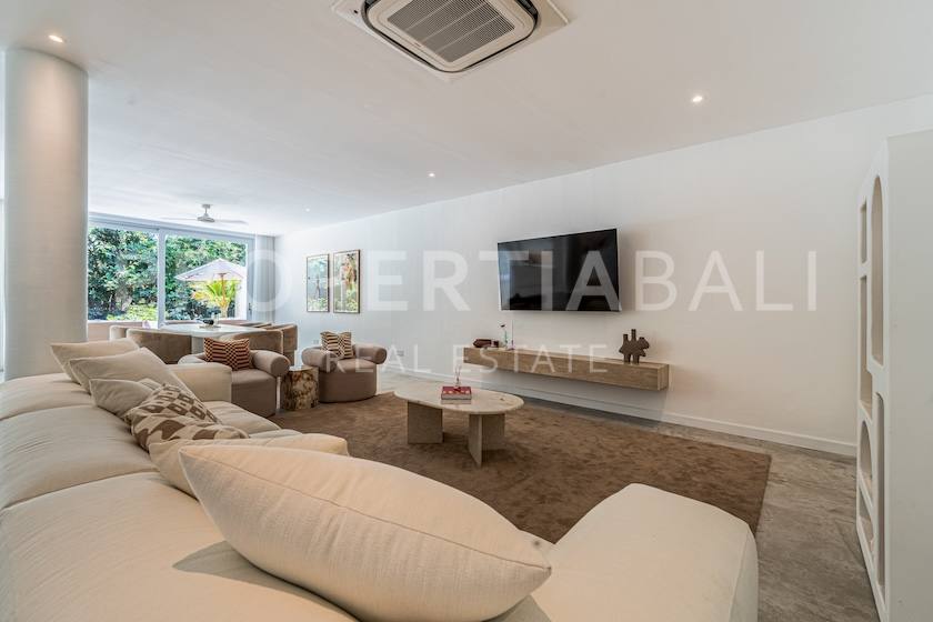 3-bedroom freehold villa in Pererenan — photo 3 of 5