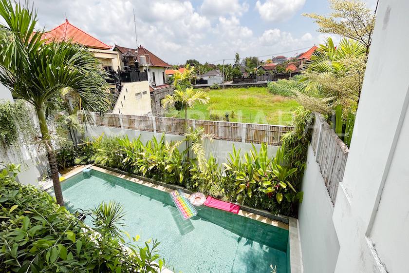 4-bedroom freehold villa in Buduk/Mengwi — photo 3 of 5