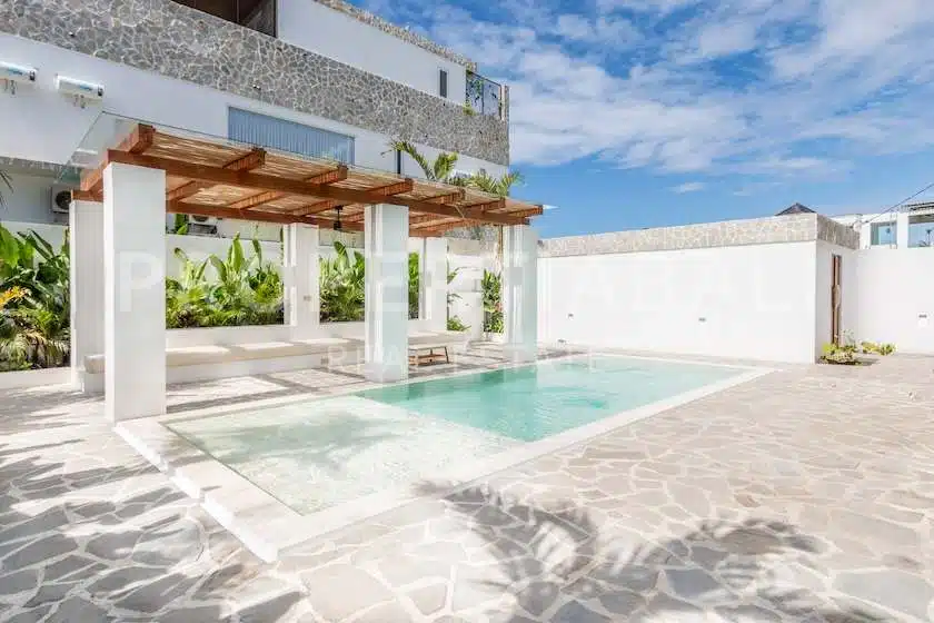 4-bedroom freehold villa in Seseh/Cemagi — photo 4 of 5