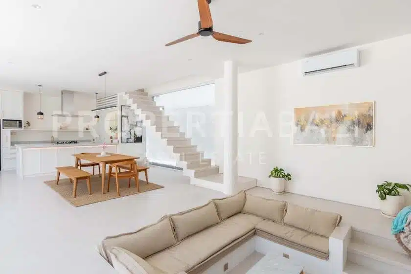 4-bedroom freehold villa in Seseh/Cemagi — photo 5 of 5