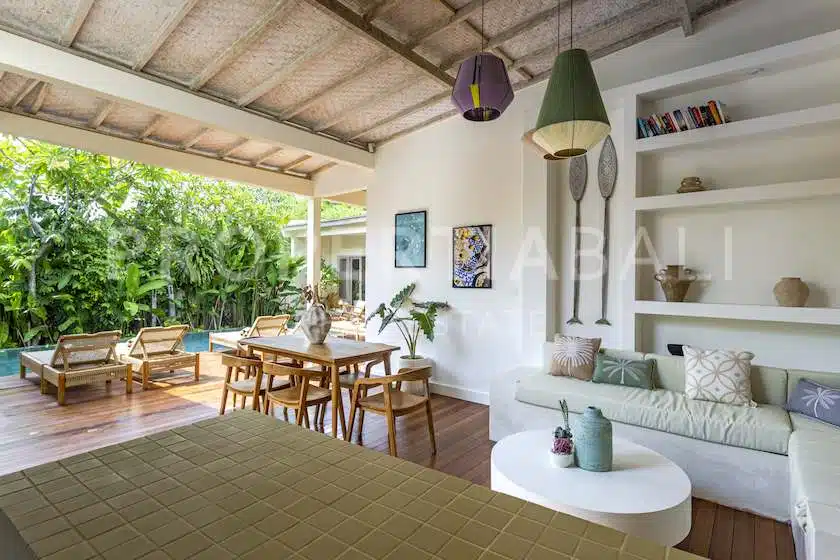5-bedroom freehold villa in Canggu — photo 4 of 5