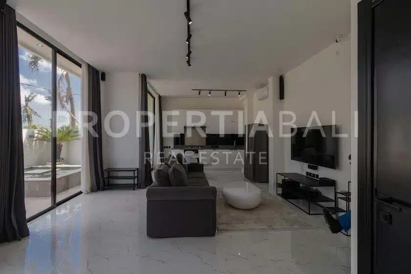 2-bedroom freehold villa in Pererenan — photo 4 of 5