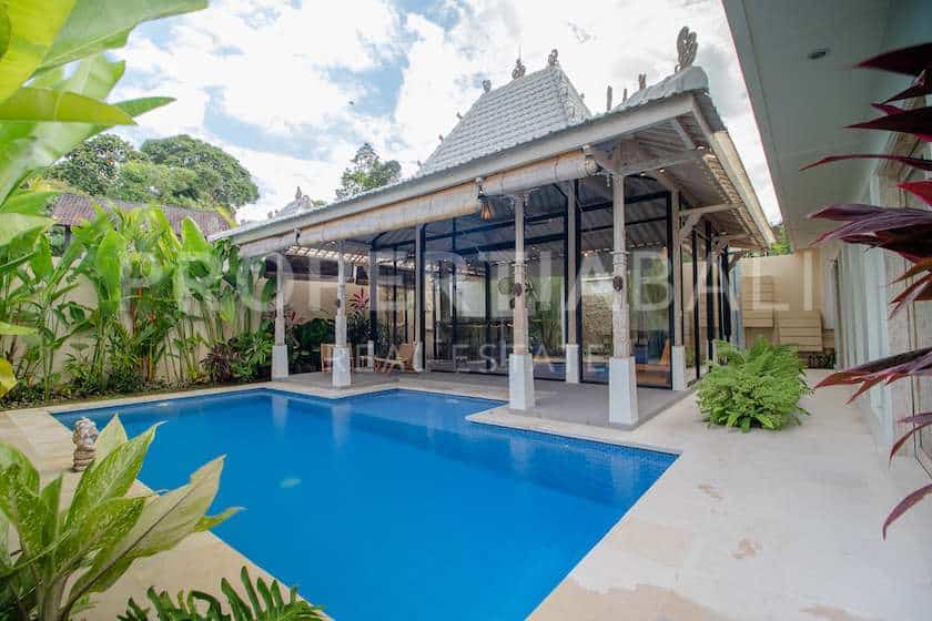 Beautiful Joglo House in Cepaka