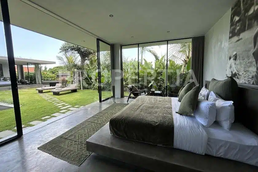 6-bedroom freehold villa in Seseh/Cemagi — photo 4 of 5