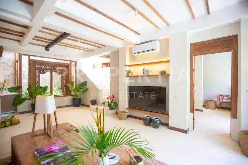 3-bedroom freehold villa in Canggu — photo 4 of 5