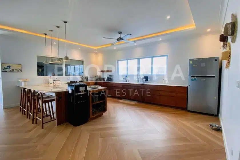 4-bedroom freehold villa in Ungasan — photo 4 of 5