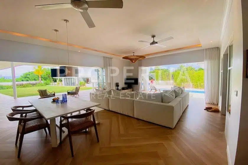 4-bedroom freehold villa in Ungasan — photo 5 of 5