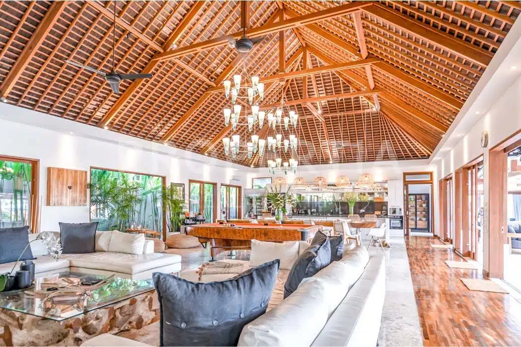 5-bedroom freehold villa in Canggu — photo 5 of 5