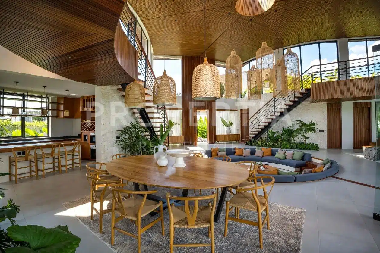 5-bedroom freehold villa in Pererenan — photo 4 of 5