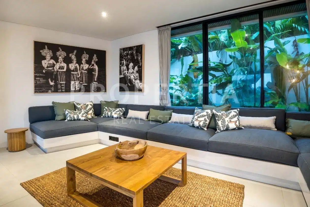 5-bedroom freehold villa in Pererenan — photo 5 of 5