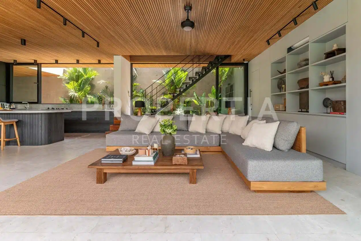 4-bedroom freehold villa in Buduk/Mengwi — photo 4 of 5