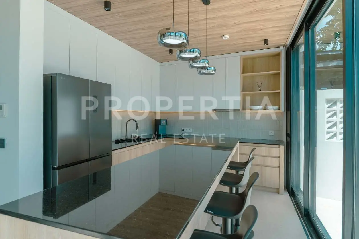 5-bedroom freehold villa in Pererenan — photo 4 of 5