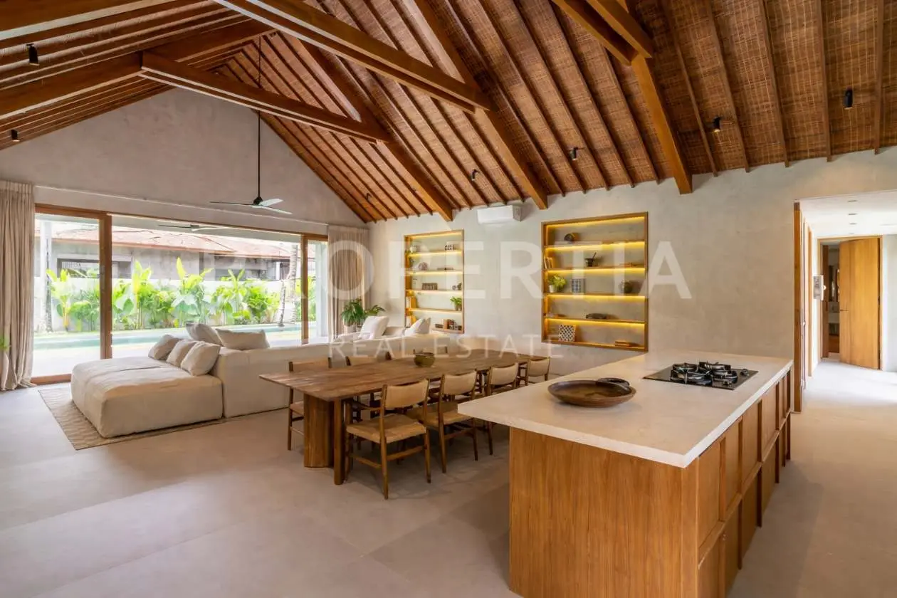 4-bedroom freehold villa in Tabanan — photo 4 of 5
