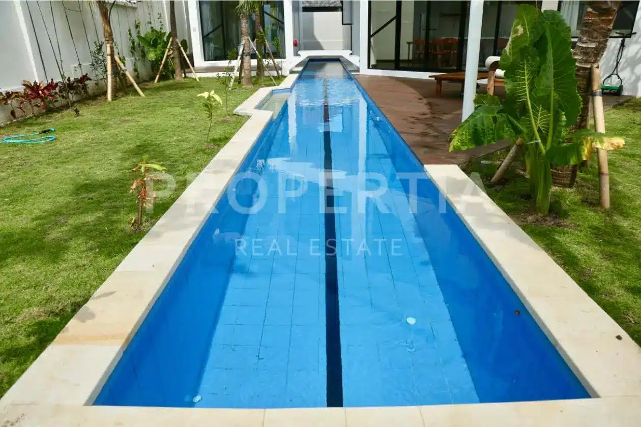 4-bedroom freehold villa in Seseh/Cemagi — photo 3 of 5