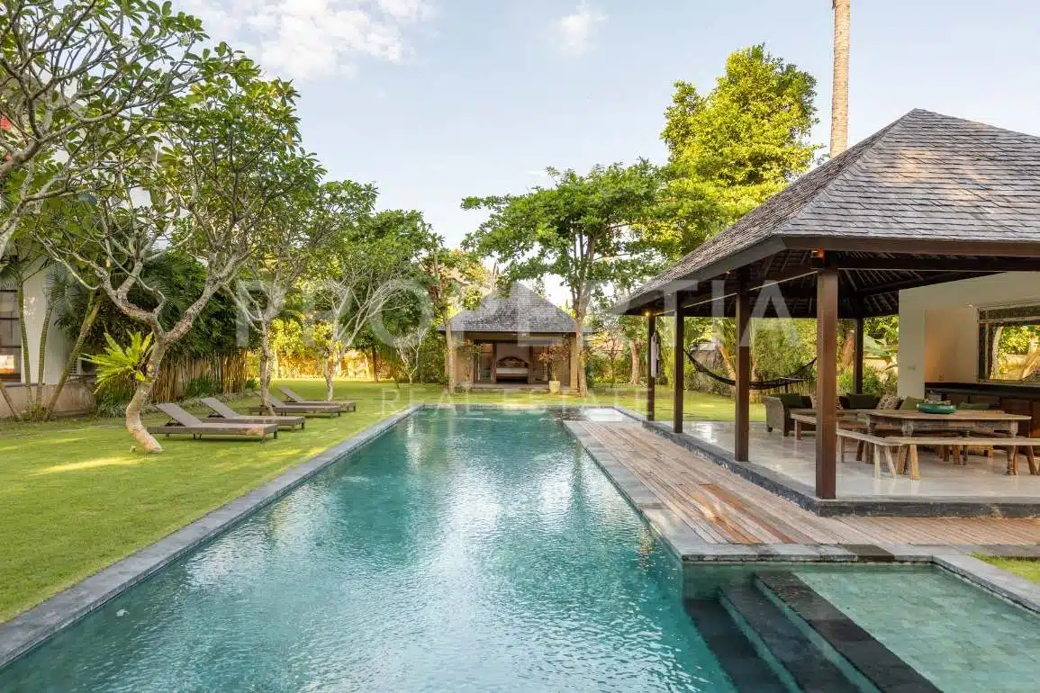 4-bedroom freehold villa in Seseh/Cemagi — photo 4 of 5