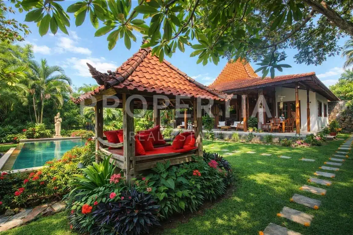 5-bedroom freehold villa in Buduk/Mengwi — photo 3 of 5