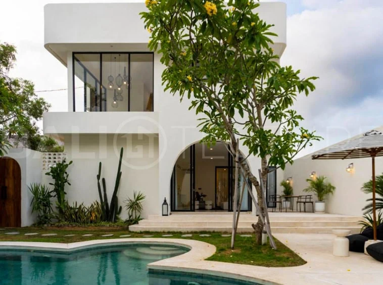 Elegant Modern Mediterranean Villa in Pererenan
