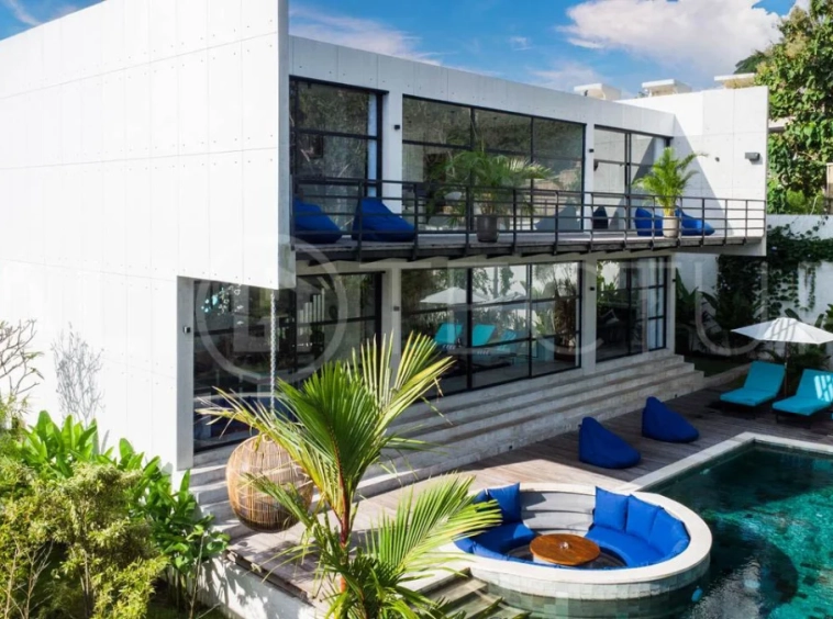 Minimalist Bingin Villa with 3 Ensuite Bedrooms and Private Pool