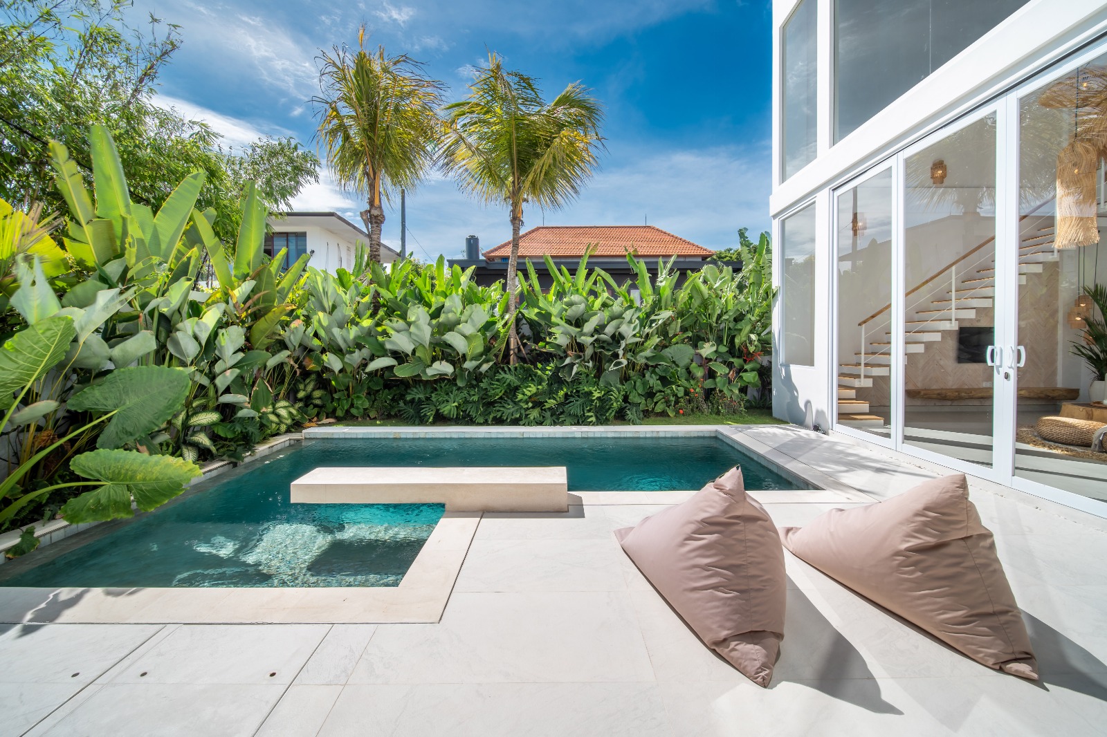 Modern 3 bedrooms villa in Padang Linjong